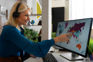 Stories That Connect | The Polyverus Guide to Global Communication